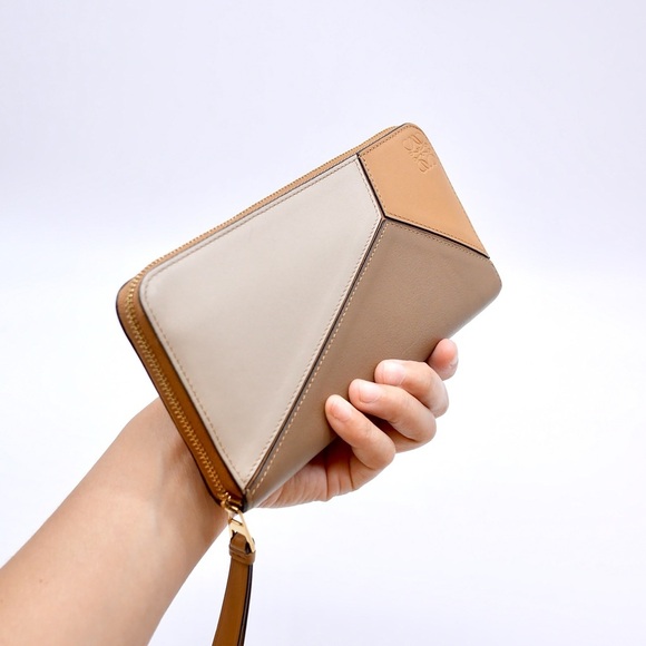 🍓LOEWE Puzzle Wallet - Picture 8 of 13